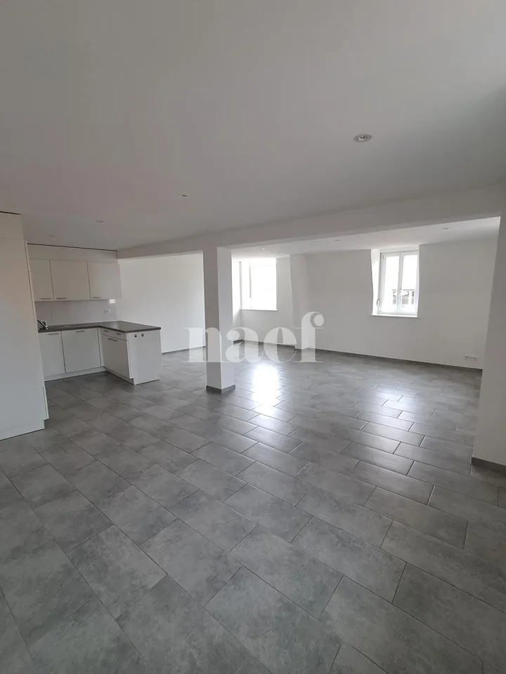 Schönes 3,5-Zimmer-Apartment im 4. Stock mit Aufzug