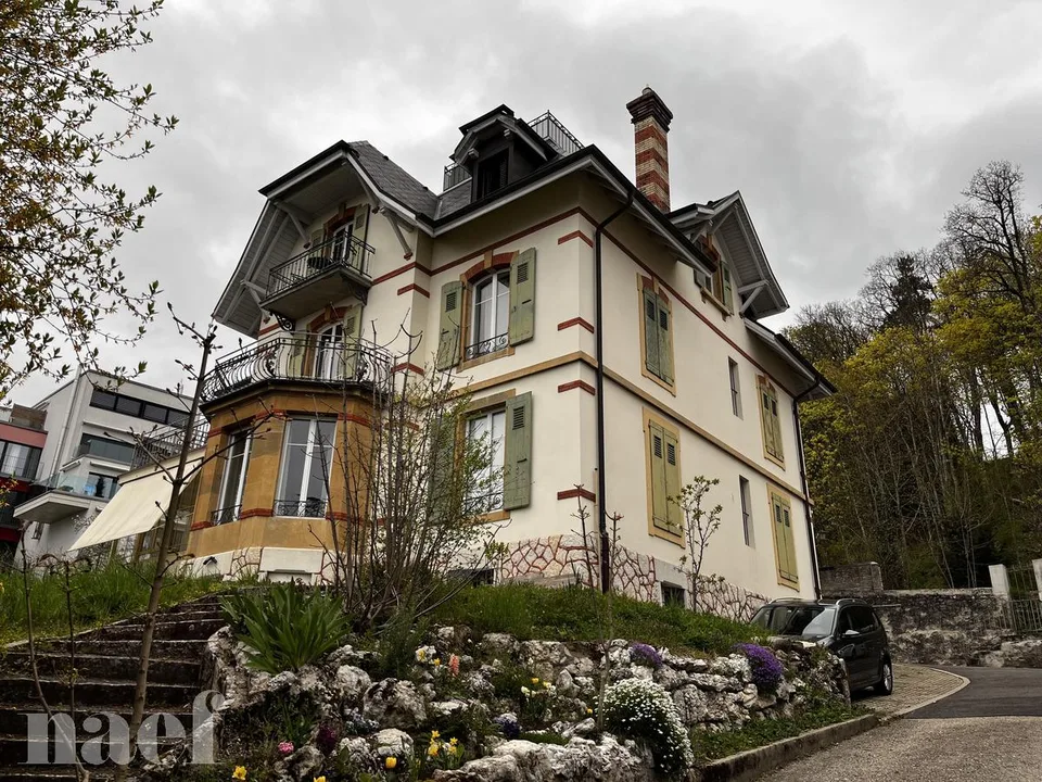 Appartement duplex de 5 pièces au deuxième étage