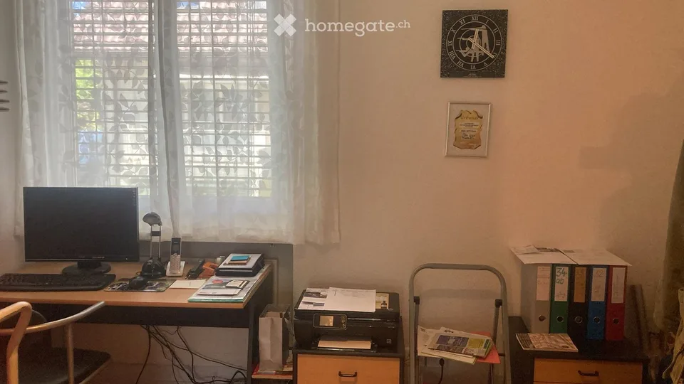 Appartement 3.5 pièces au rez-de-chaussée avec espace de séjour