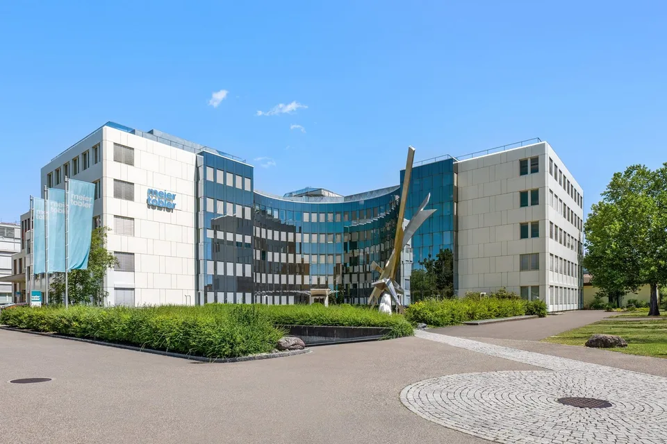 Ihr neues Büro - direkt am Bahnhof Schwerzenbach