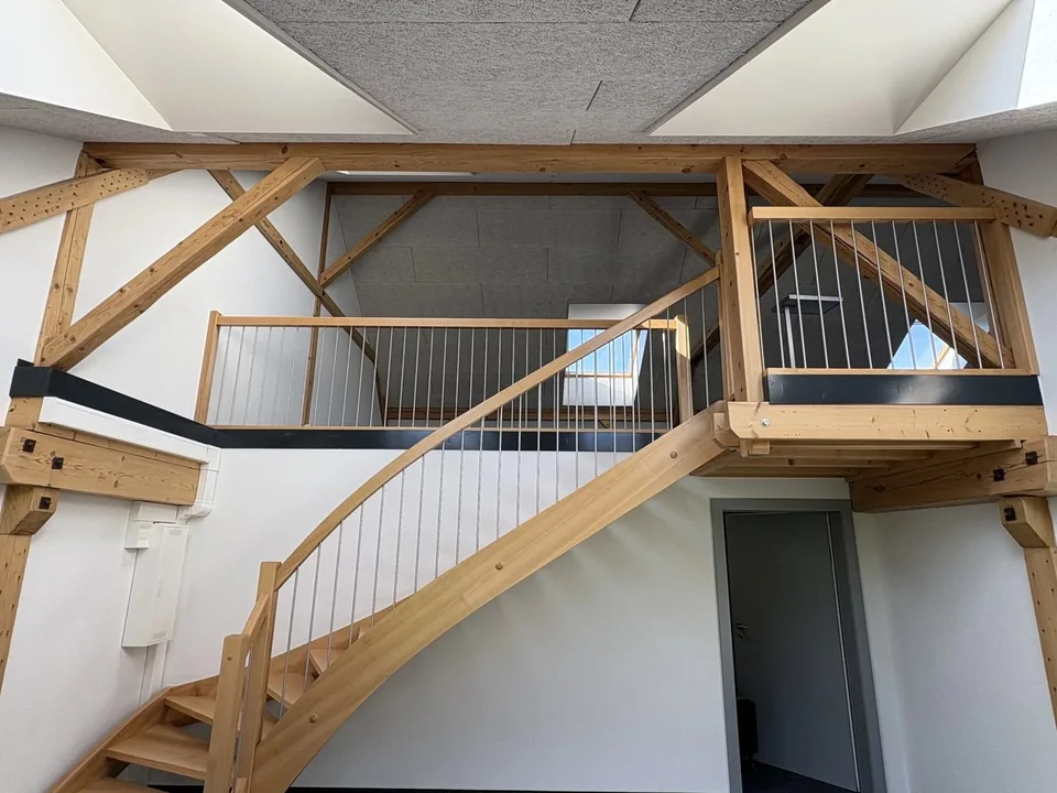 Schöne Gewerbefläche von 106 m2 in Duplex im alten Arsenal in Bex