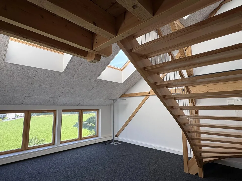 Belle surface commerciale de 106 m2 en duplex dans l'ancien arsenal à Bex