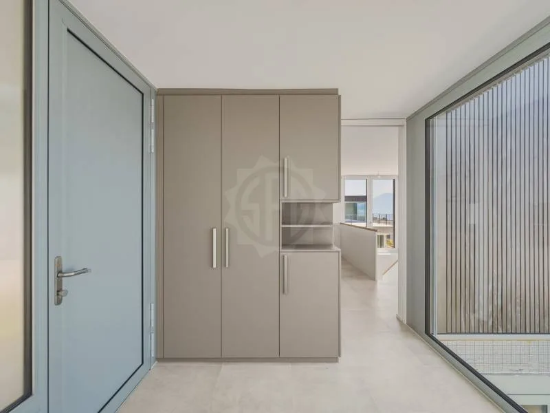 Villa nuova con panorama spettacolare sul Lago di Ginevra a Lutry