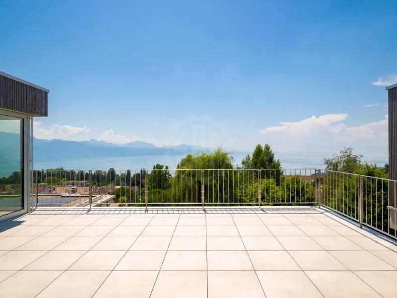 Villa nuova con panorama spettacolare sul Lago di Ginevra a Lutry