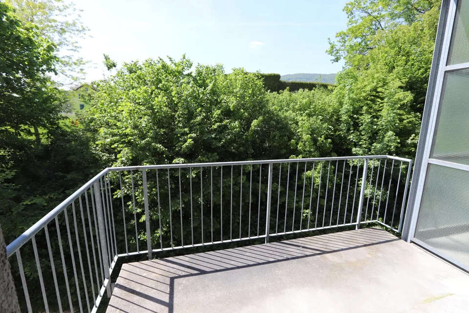 3.5-Zimmerwohnung im 2. OG rechts  ruhige Lage mit Balkon