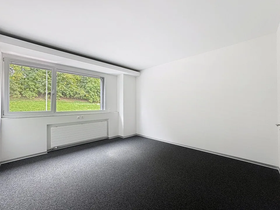 Zu vermieten - Büros von 200m2 in Rossens