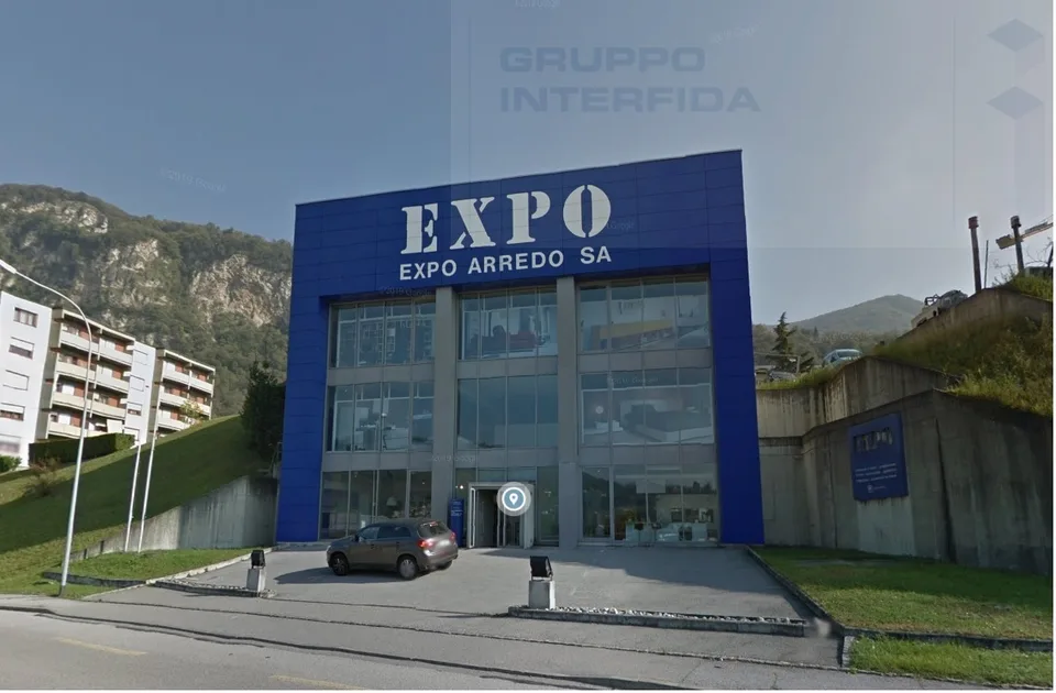 SPAZI COMMERCIALI IN LOCAZIONE
