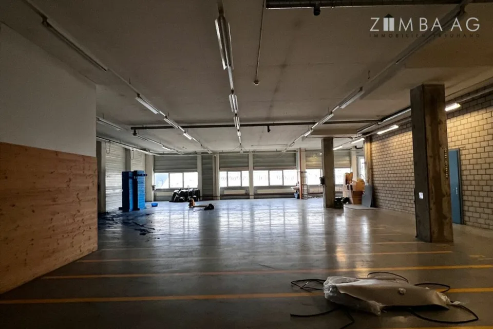 Hall de production/entrepôt avec bureau supplémentaire – photo 7 sur 8