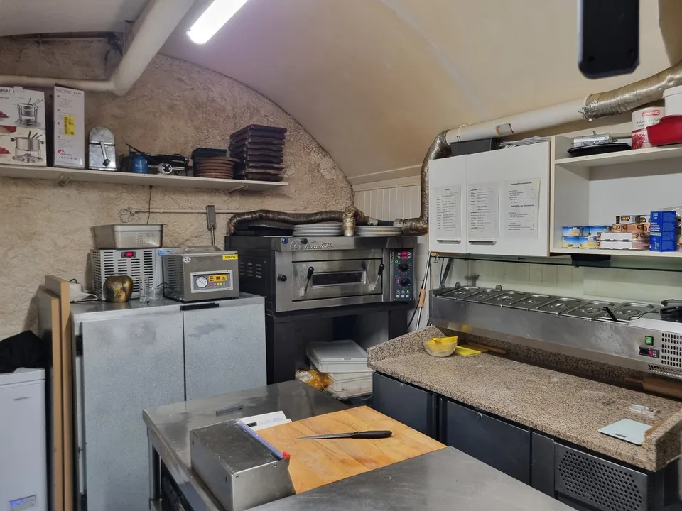 Zu ergreifen: Schönes Restaurant im Herzen von Bovernier