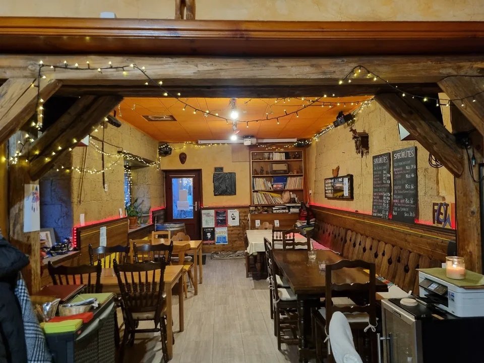 A SAISIR : JOLI RESTAURANT au cœur de Bovernier
