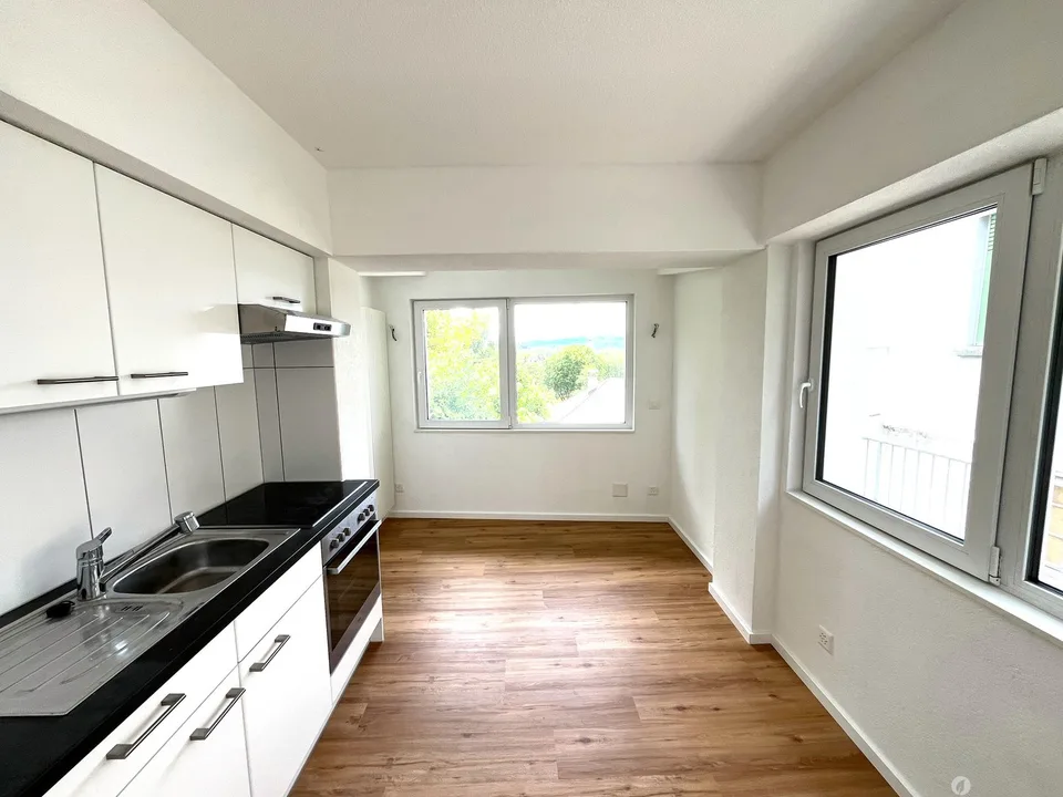 Saniertes Wohnstudio an schöner Hanglage im Quartier Beaumont