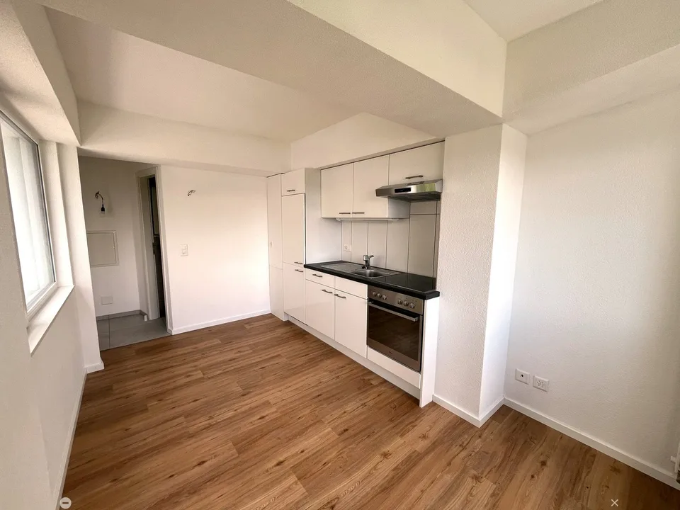 Saniertes Wohnstudio an schöner Hanglage im Quartier Beaumont