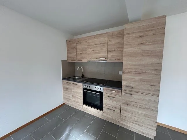 Studio moderne au 2ème étage