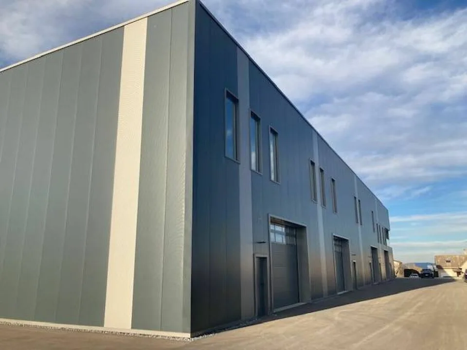 Administratif/Bureau 177.38 m² à Rueyres-les-Prés