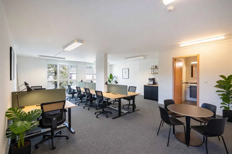 Spacieuse surface commerciale au Mont-sur-Lausanne de 115 m2
