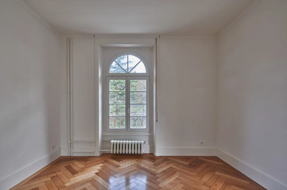 Magnifique appartement rénové proche du parc de Mon Repos – photo 9 sur 18