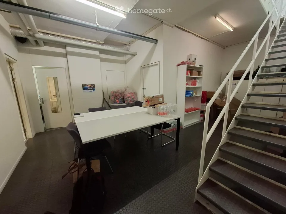 Tolles, modernes Ladenlokal an absoluter Toplage - 1 Minute vom Bahnhof Dietikon
