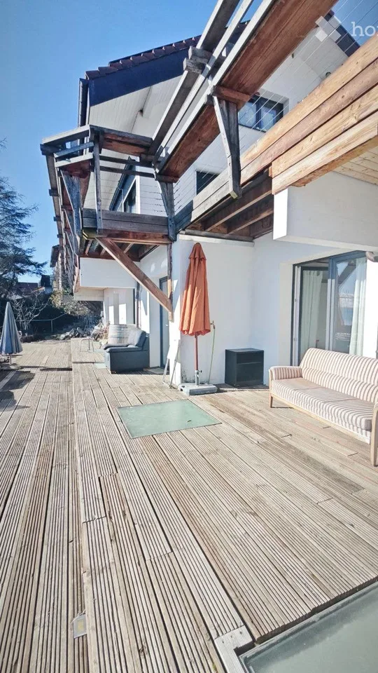 Bella camera con terrazza a Grandvaux