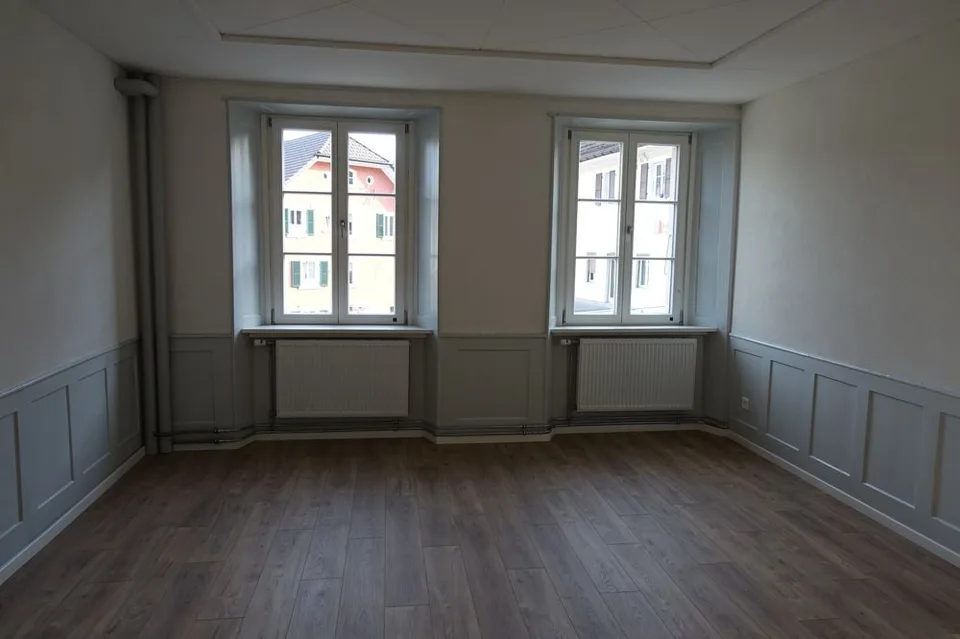 Tramelan - 3.5-Zimmer-Wohnung komplett renoviert (1. Monat gratis)