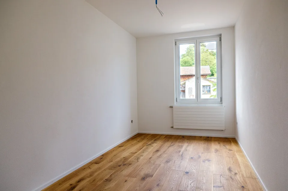 Premier location après rénovation complète – Appartement de 3 pièces lumineux au dernier étage
