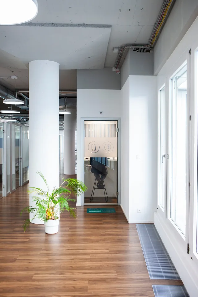 FESTER ARBEITSPLATZ AB CHF 199 - OHNE DEPOT! – Foto 21 von 30