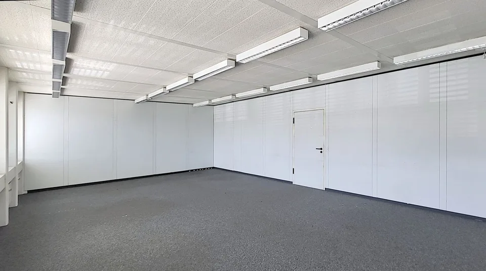 Entrare e iniziare - 62 m² di spazio per uffici a Schafisheim!