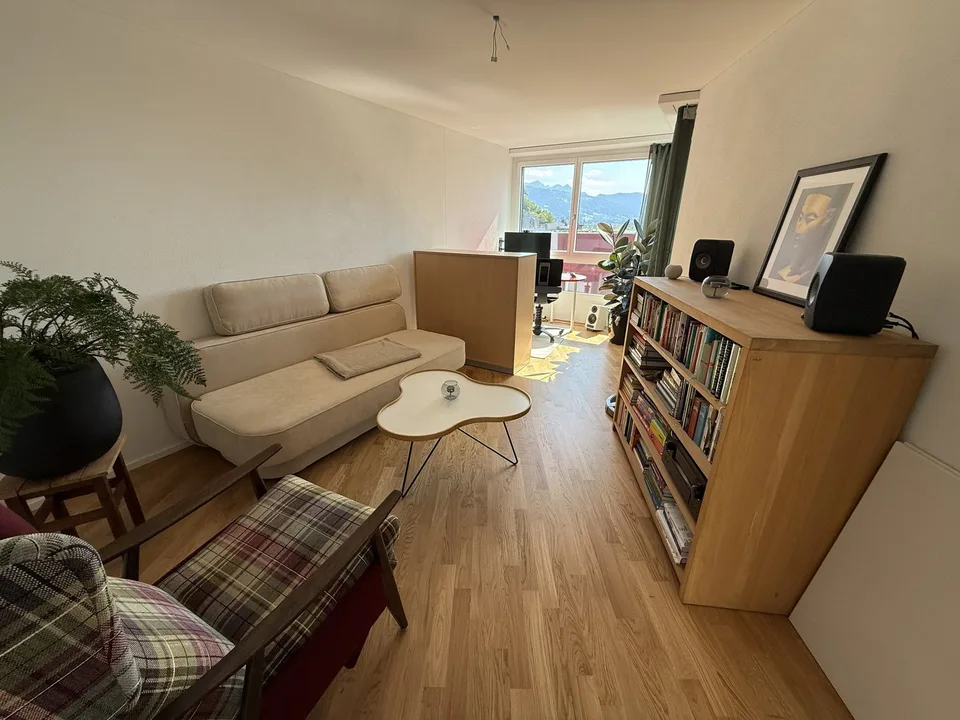 BEFRISTET: 01.11.2026 - 31.03.2027: Möblierte 4-Zimmer-Wohnung mit Dachterrasse und Seesicht – Foto 13 von 21