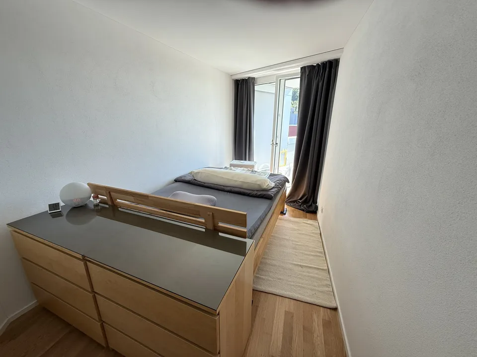 BEFRISTET: 01.11.2026 - 31.03.2027: Möblierte 4-Zimmer-Wohnung mit Dachterrasse und Seesicht – Foto 17 von 21