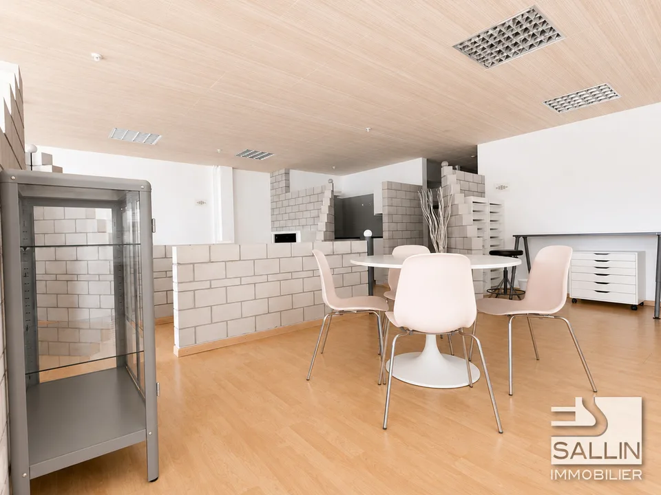 Helle Verwaltungsfläche Open Space von ca. 140 m² – Foto 6 von 13