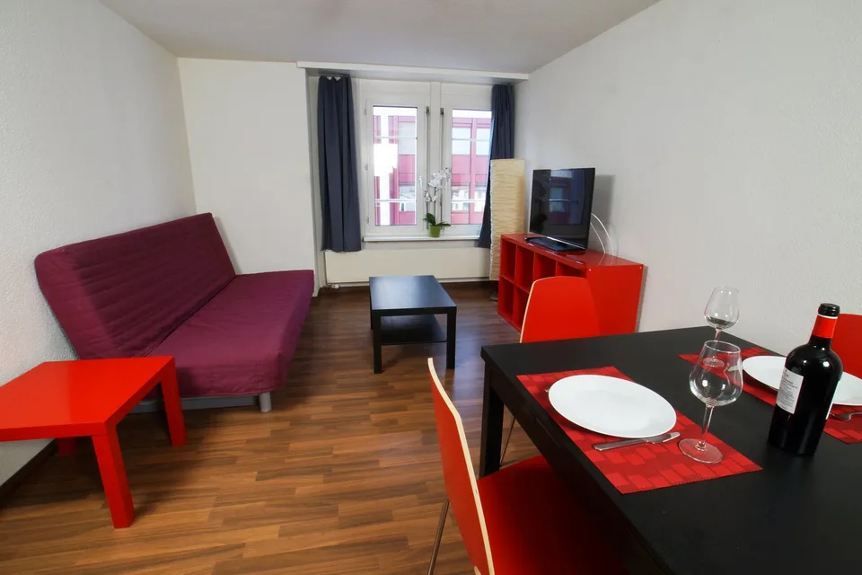 Gemütliche 2-Zimmer-Wohnung in Zürich-Oerlikon