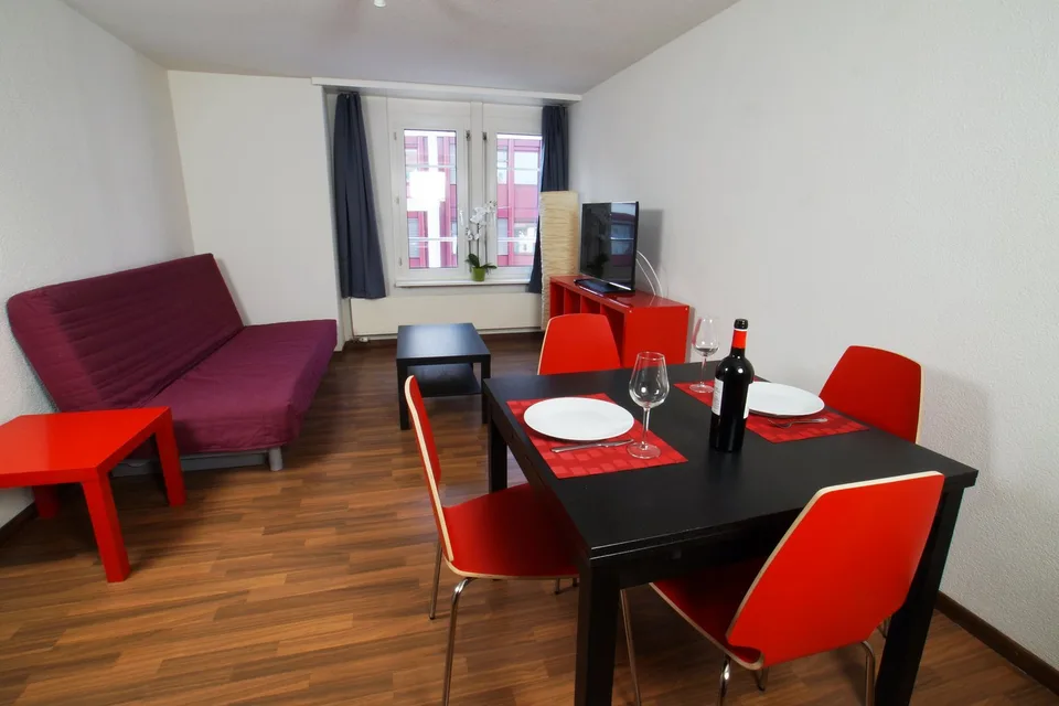 Gemütliche 2-Zimmer-Wohnung in Zürich-Oerlikon