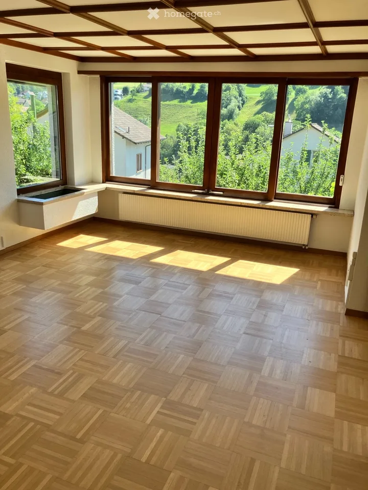 Romantisches Haus im Tessiner Style