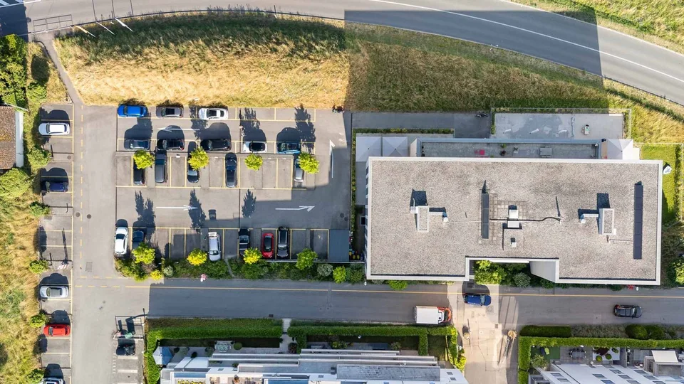 Zwischen EPFL und der Stadt Morges gelegen, schöne Büroflächen mit großer Höhe – Foto 7 von 7