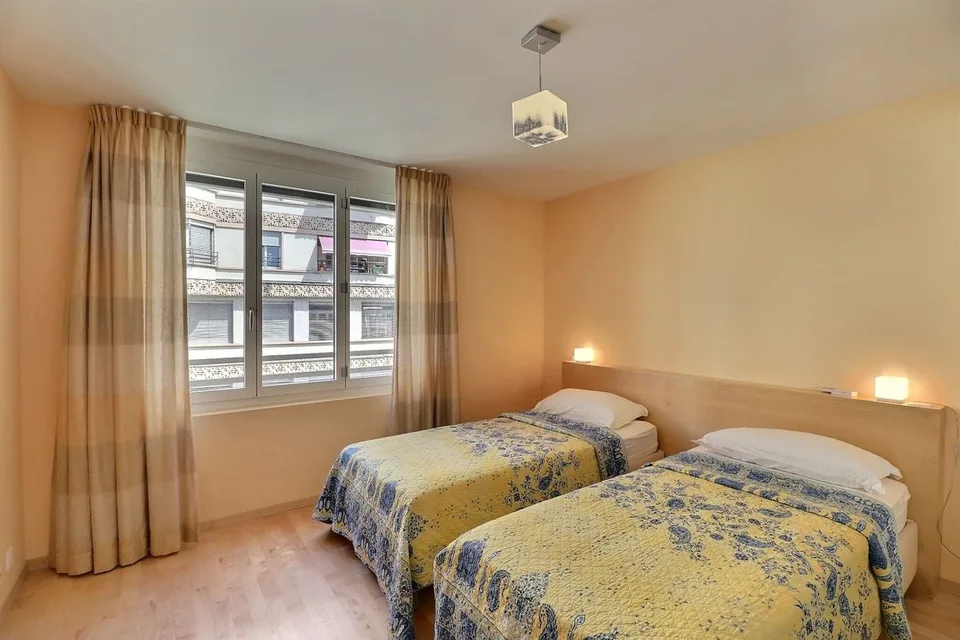 OPPORTUNITÄT - LUXURIÖSE ATTIKAWOHNUNG MIT 4.5 ZIMMERN IM ZENTRUM VON MONTREUX – Foto 21 von 22