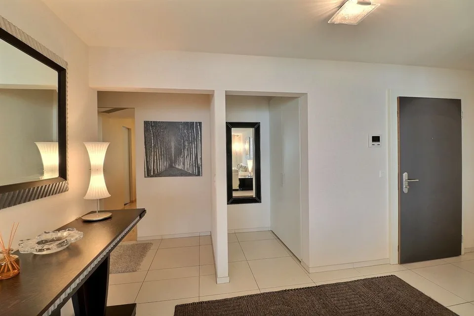 OPPORTUNITÄT - LUXURIÖSE ATTIKAWOHNUNG MIT 4.5 ZIMMERN IM ZENTRUM VON MONTREUX – Foto 22 von 22