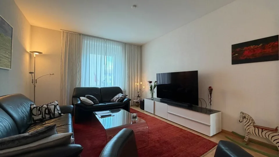 Casa per più generazioni con maisonnette 6,5 locali e appartamento 3 locali affittato