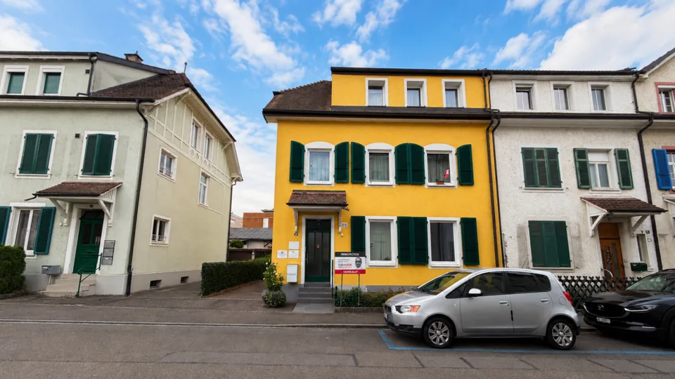 Casa per più generazioni con maisonnette 6,5 locali e appartamento 3 locali affittato