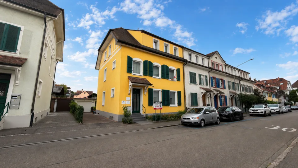 Generationenhaus mit 6.5-Zimmer-Maisonette und vermieteter 3-Zimmerwohnung