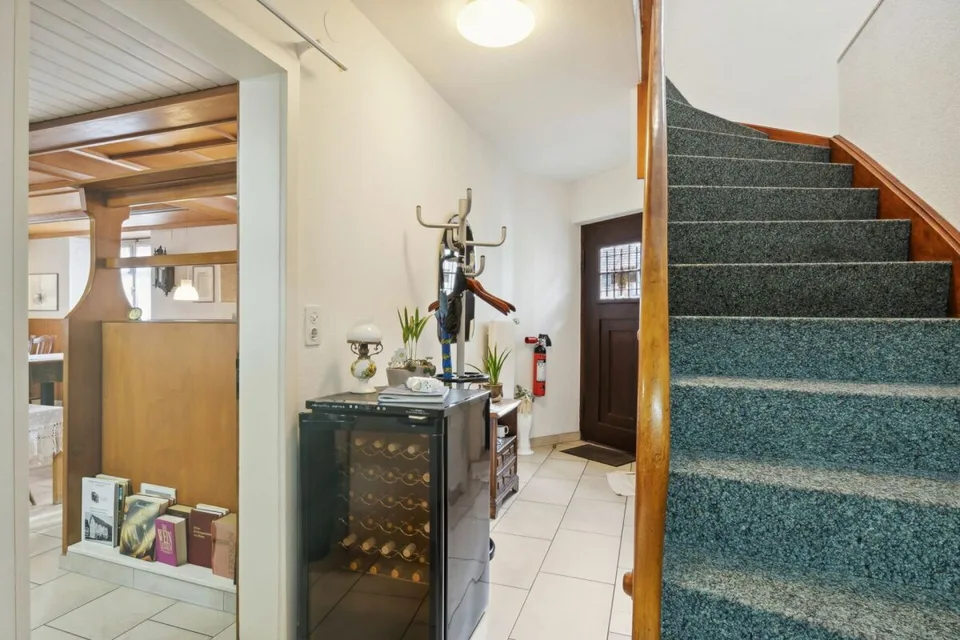 5-Zimmer-Einfamilienhaus mit Restaurant – Foto 7 von 13