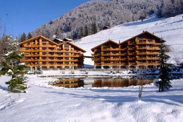 Beautiful furnished apartment with 3.5 rooms of 69.66 m2 + parking space in garage, cellar and ski locker