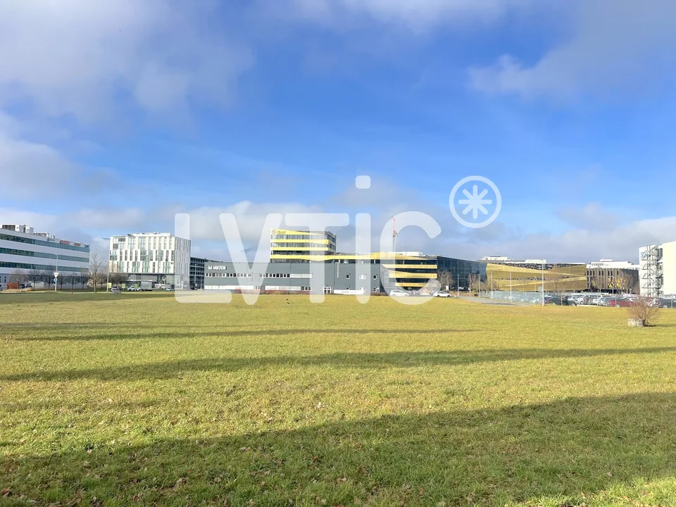 Terrain industriel de 10'650 m2 à vendre à Yverdon-les-Bains