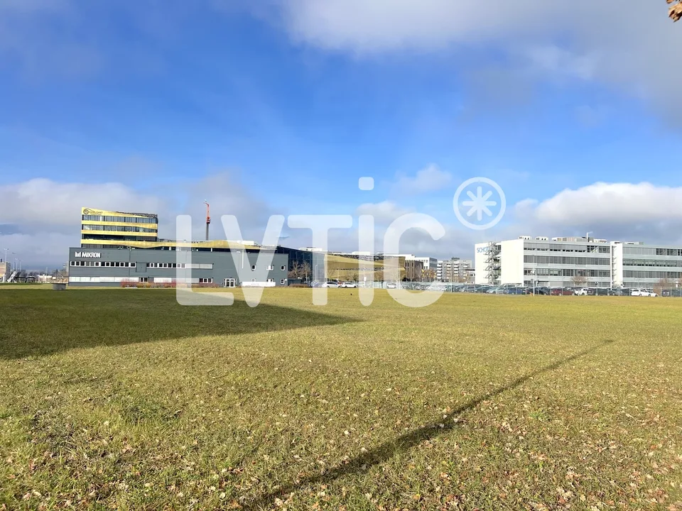 Terreno industriale di 10'650 m2 in vendita a Yverdon-les-Bains