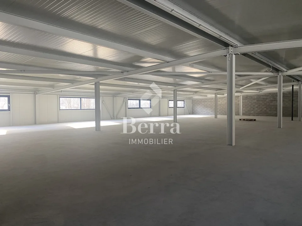 Nouvelle halle commerciale/industrielle à Fully !