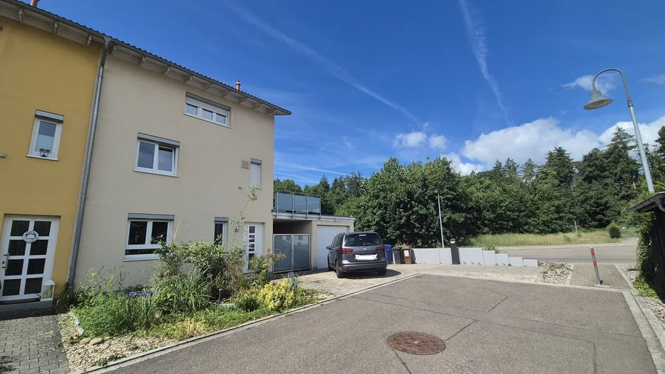 Waldshut-Bergstadt - 125 m² attraktives Reihenendhaus