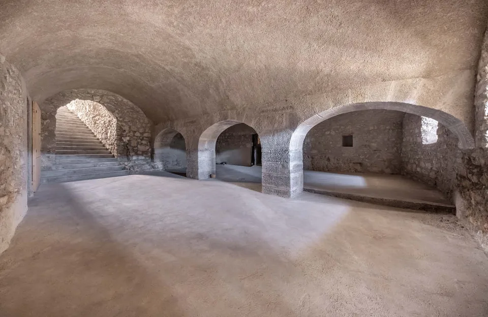 Tenuta di castello storico di rarità eccezionale – foto 7 di 9