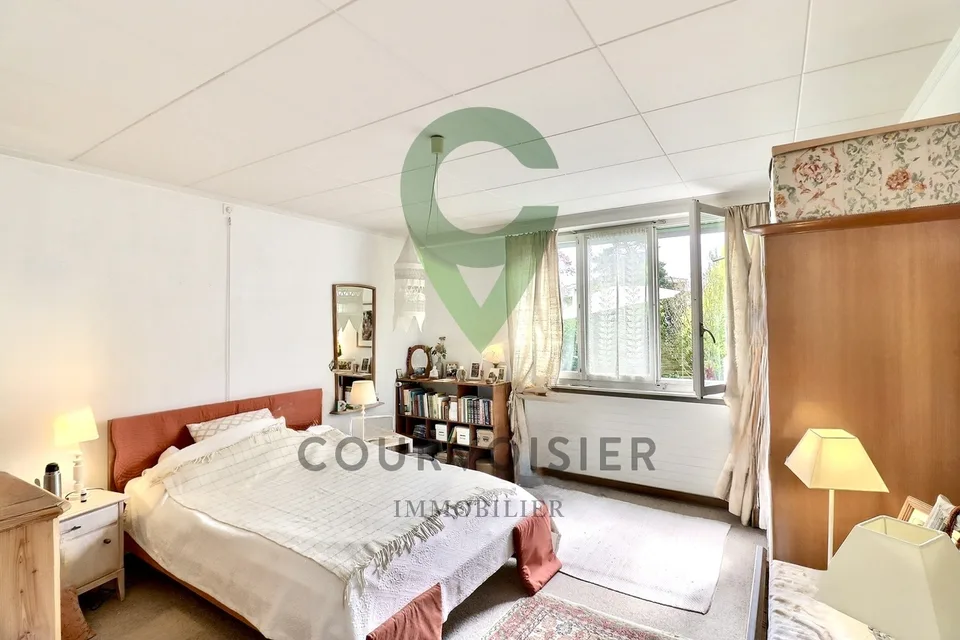 Haus mit Charakter und 2 Wohnungen im Zentrum von Rolle