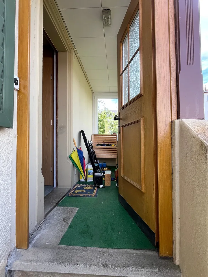 Casa unifamiliare in una posizione tranquilla con collegamenti di trasporto pubblico ottimali.