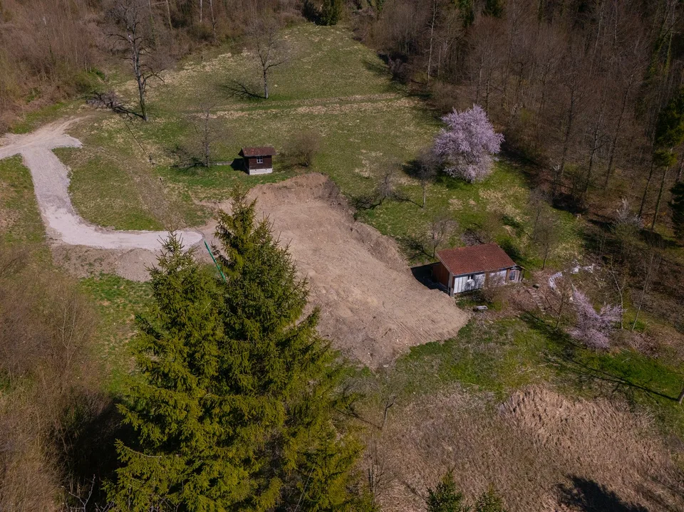 NATURJUWEL: 2'136m² Wiese, mit 1 bewilligtem Haus, 100% autark, Natur pur Waldlichtung – Foto 20 von 30