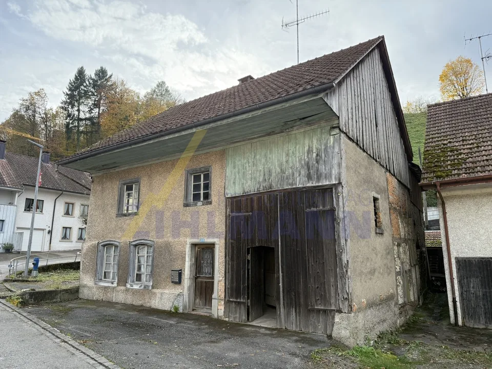 Casa da ristrutturare nel cuore di Würenlingen