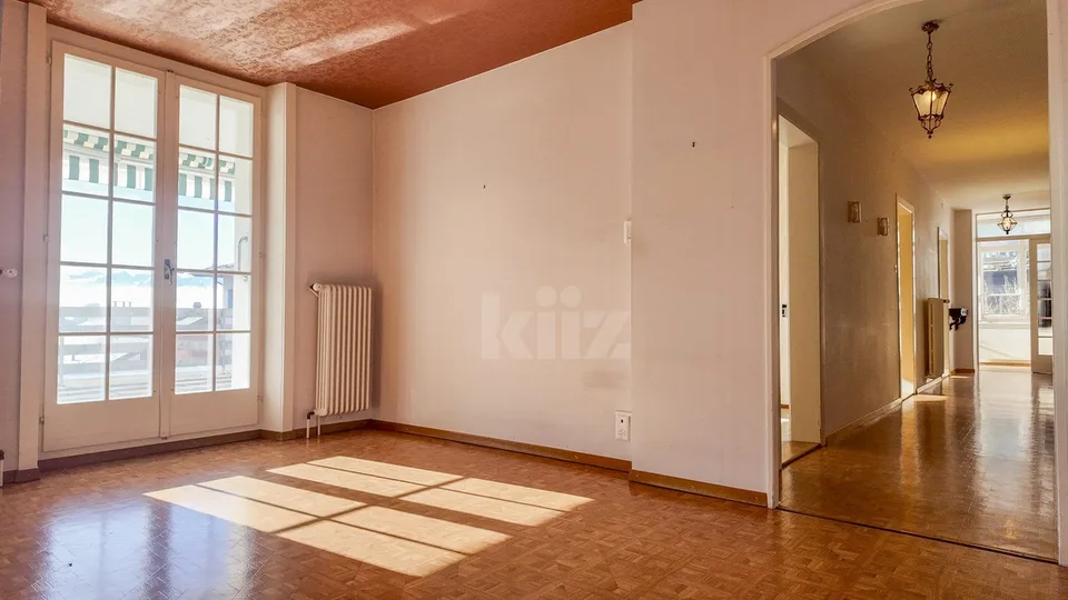 Da ristrutturare! Ampio appartamento con terrazza e giardino